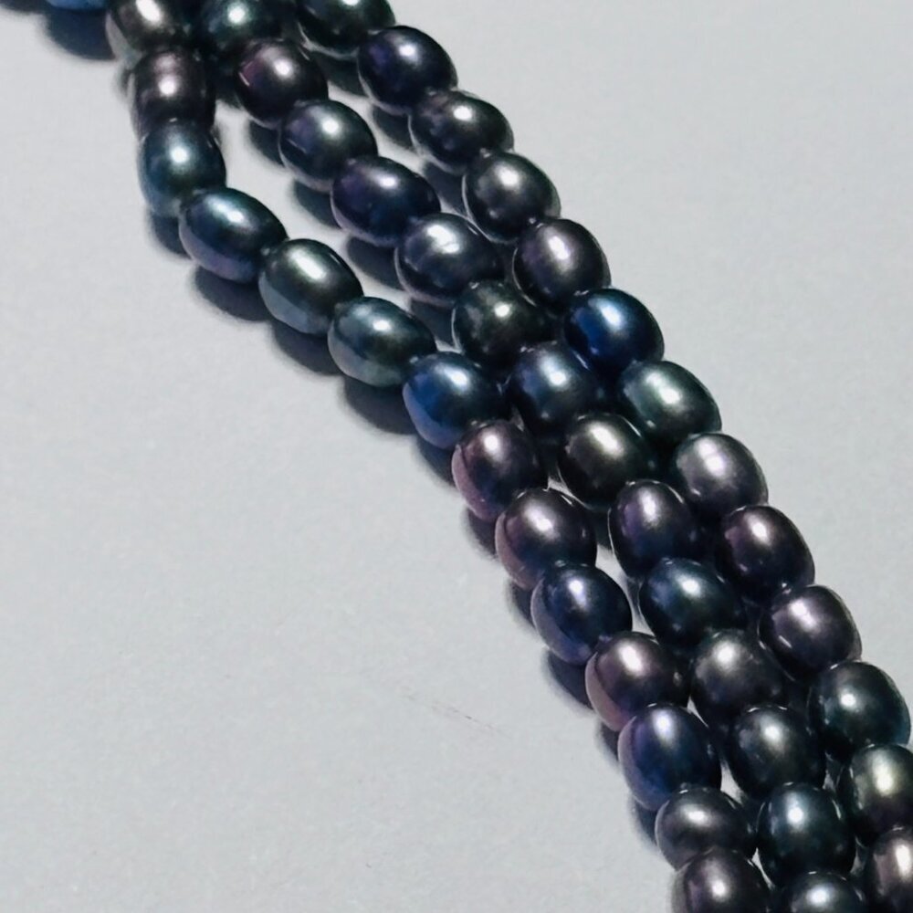 Multi Strand Peacock Pearl Necklace Blue Green Iridescent 18” - Picture 3 of 11
